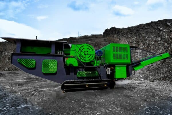 pic final VYKIN 150-JC Mobile Large-Sized Tracked Jaw Crusher